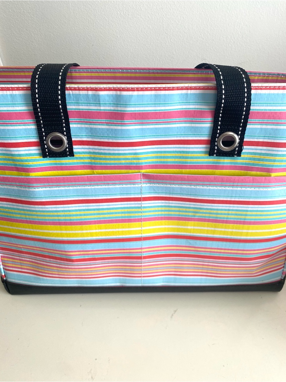 SCOUT Uptown Girl Tote Bag and Toiletry Makeup Bag NWT - Picture 5 of 14